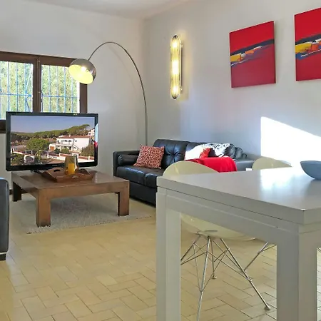 10p 5 Bedr Free Wifi Private Pool Airco Satv Semesterbostad