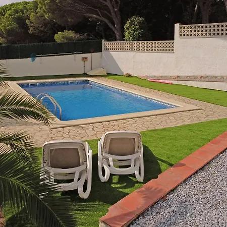 10p 5 Bedr Free Wifi Private Pool Airco Satv Semesterbostad *