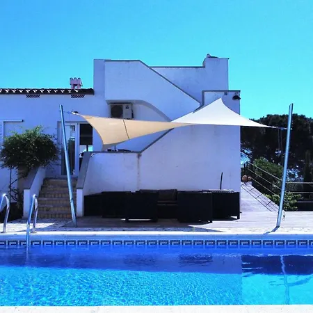 10p 5 Bedr Free Wifi Private Pool Airco Satv Semesterbostad *