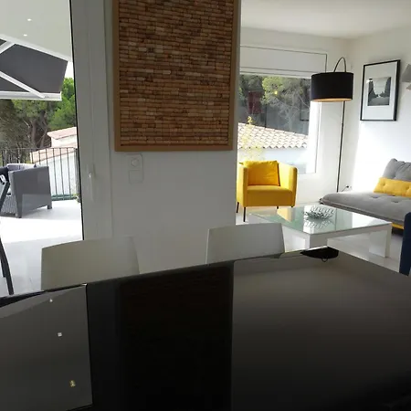 10p 5 Bedr Free Wifi Private Pool Airco Satv Semesterbostad L' Escala